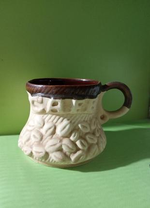 Чашка кофейная, с надписью cafe. керамика. долго держит тепло
