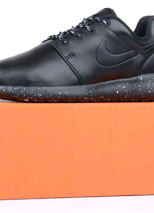 Кросівки чоловічі шкіряні nike roshe run oreo чорні