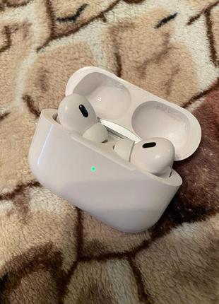 Apple airpods pro (2 покоління)1 фото