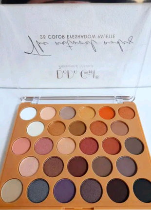 Палетка тіней dodo girl the natural nudes 28 кольорів