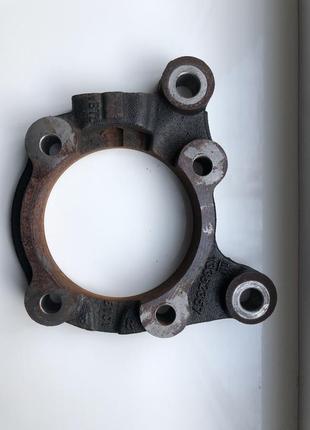 Продам, кріплення супорта праве (13362357) chevrolet cruze 2017