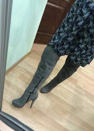 Ботфорти тієї самої керрі бредшоу