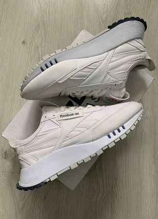 Reebok legacy white