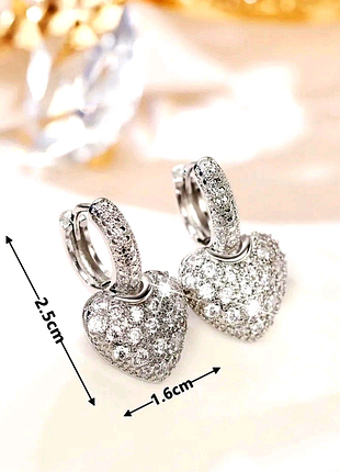 Сережки жіночі