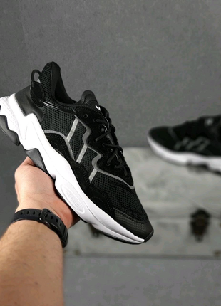 Кросівки - adidas ozweego чорні на білій2 фото