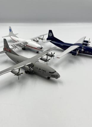 Набір моделей літаків antonov an-12