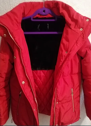 Зимняя, демисезонная красная короткая дутая куртка, р. s