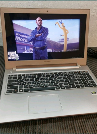 Швидкий ноутбук для ігор/core i3/ssd500gb/8gb/nvidia 740 2gb/gta5