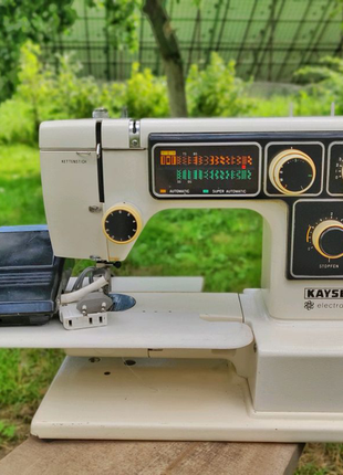 Швейна машинка з німеччини. швейна машинка з німеччини3 фото