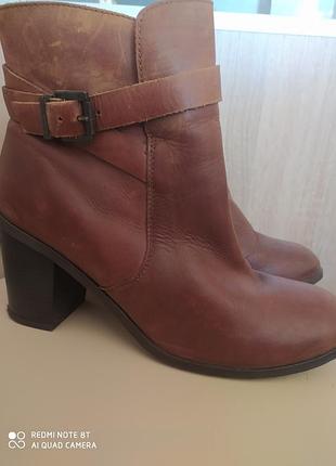 Ботинки кожаные