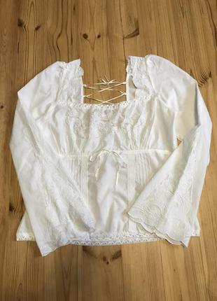 Красива білосніжна блузка (можливий обмін)