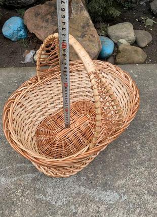 Плетеная корзина из лозы большая, вместительная