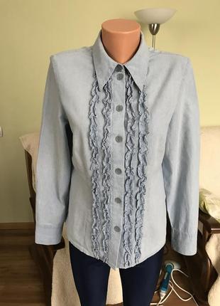 Нежная джинсовая рубашка