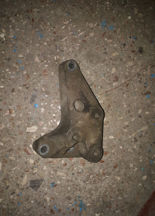 Кронштейн кпп верхній opel astra g,  astra classic