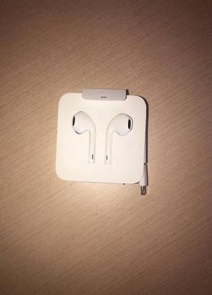 Навушники apple earpods lightning original1 фото