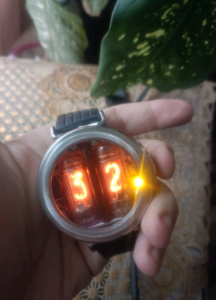 Микро ин 16 (micro in 16) nixie ламповые часы на газоразрядных