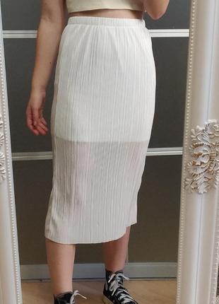 Лёгкая юбка карандаш белая с мелкой плиссировкой new look1 фото