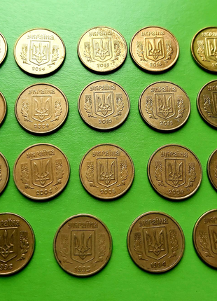 Лот монет 10 копійок україни 19 монет ,погодовка з обігу2 фото