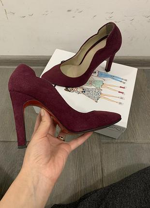 Нереально красивые лодочки 👠
