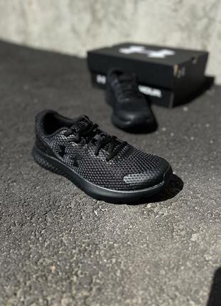 Беговые кроссовки under armour rogue 3. оригинал.5 фото