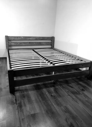 Кровать деревянная, очень крепкая 160х190/200.