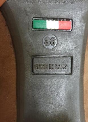 Туили элегантны на широком устойчивом каблуке италия4 фото