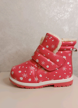 Нове дитяче взуття. черевики чобітки зимові. 26-31 розмір1 фото