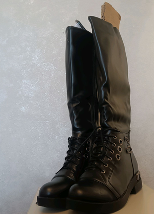 Нові вис струмі чобітки. черевики зимові жіночі 37,38 розмір