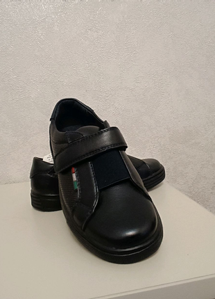 Нові дитячі кросівки черевички на хлопчика 27 розмір2 фото