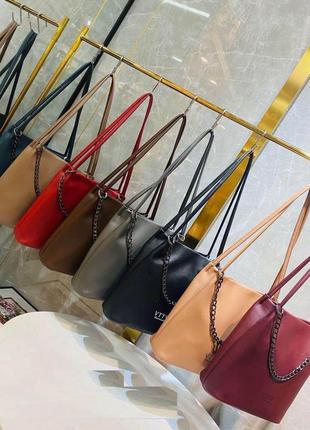 Жіноча сумка в кольорах