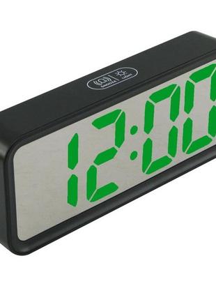 Часы настольные dt-6508 с будильником и usb зарядкой с зеленой подсветкой, лед часы настольные6 фото
