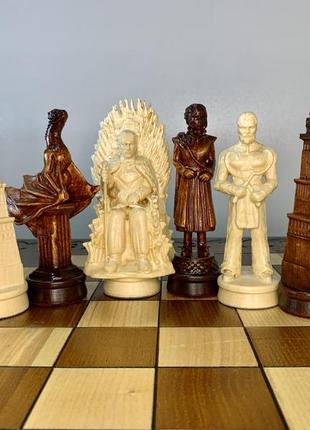 Набір шахових фігур "гра престолів" у кольорі омбре з клена9 фото