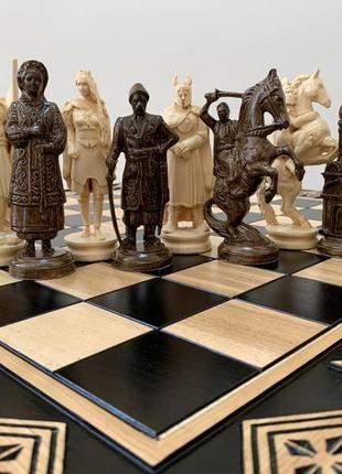 Набір: шахова дошка "зірка життя" та фігури "лицарі & козаки"4 фото