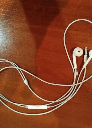 Продаю apple earpods 3.5mm