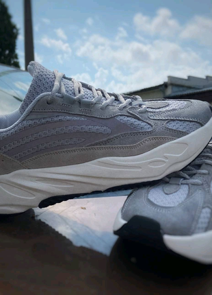 Adidas yeezy 700 v2 static gray