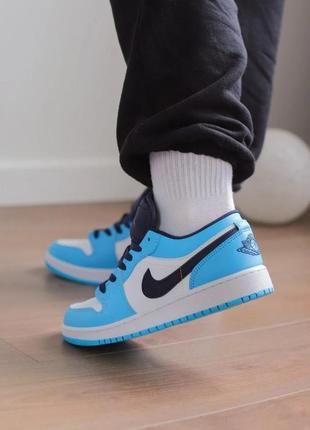 Кросівки nike air jordan 1 low unc “white/university blue”3 фото