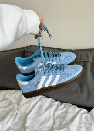 Топовые женские кроссовки adidas голубые1 фото