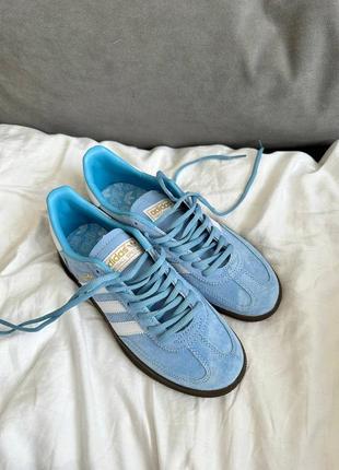 Топовые женские кроссовки adidas голубые3 фото