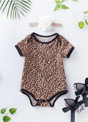 ✏літній комплект: боді, пінетки, повязка.