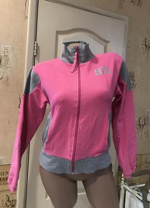 Кофта спортивная