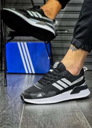 Кроссовки adidas