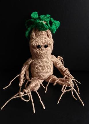 Игрушка вязаная мандрагора.