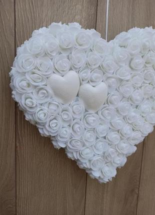 Белое сердце из роз2 фото