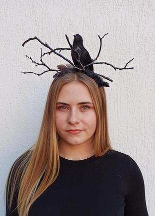 Обруч, аксесуар до хеловіну з чорним вороном. обруч відьми