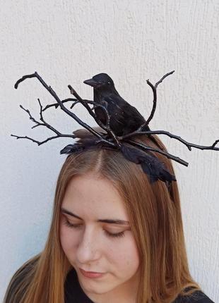 Обруч, аксесуар до хеловіну з чорним вороном. обруч відьми