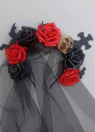 Обруч з чорними та червоними трояндами, чорною фатою до хелловіну хеллоуіну3 фото