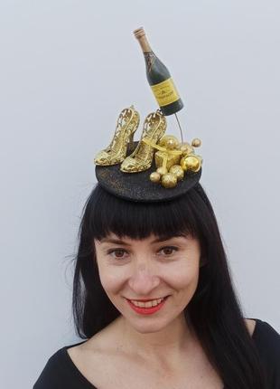 Цікавий, веселий та оригінальний новорічний обруч з туфельками шампанським і кульками5 фото