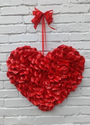 Червоне декоративне серце. декор до дня святого валентина7 фото