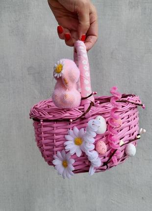 Рожевий дитячий пасхальний кошик з зайчиком та ромашками6 фото