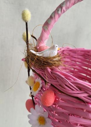 Рожевий дитячий пасхальний кошик з зайчиком та ромашками2 фото